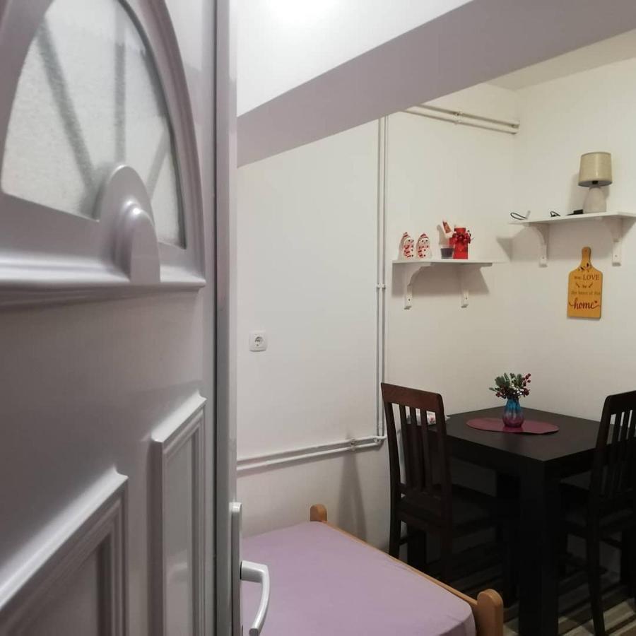 Studio Apartman Small Lili Popovaca Ngoại thất bức ảnh